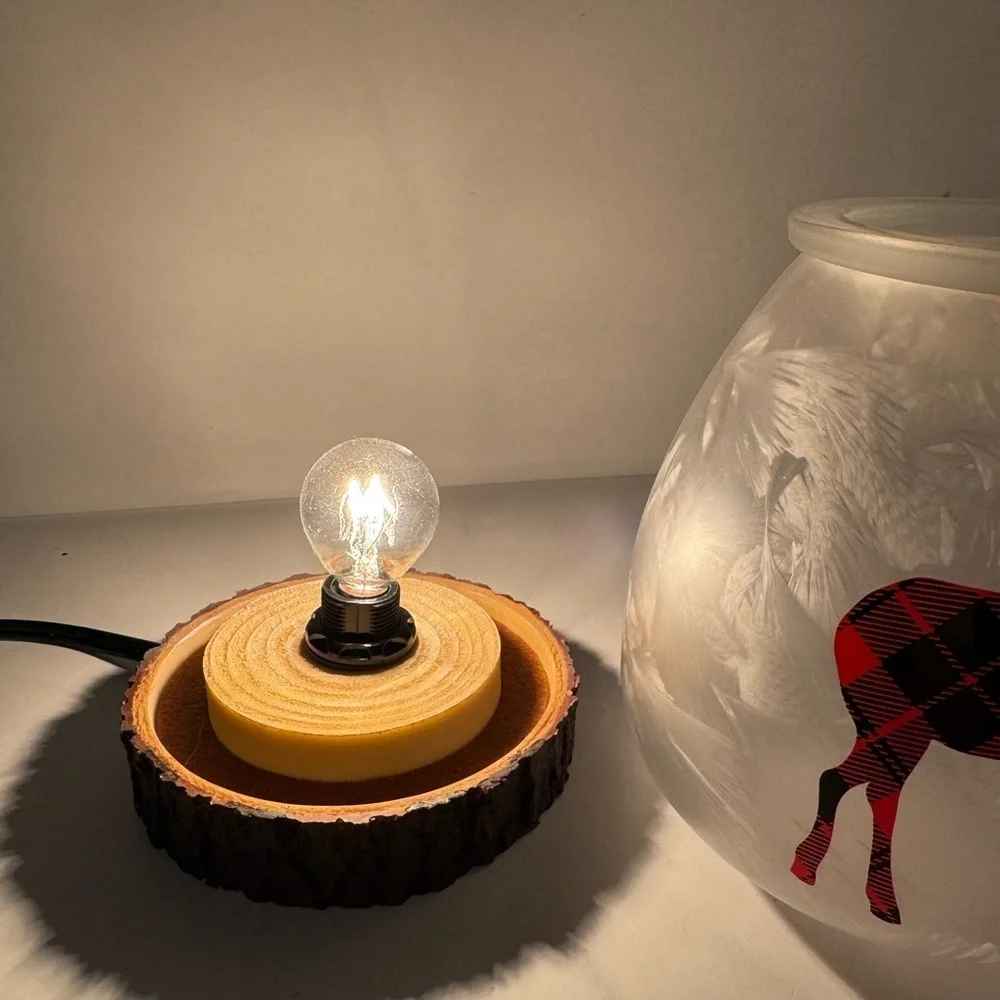 Northern Plaid Scentsy Warmer ||Moose|| Christmas/Holiday Retired